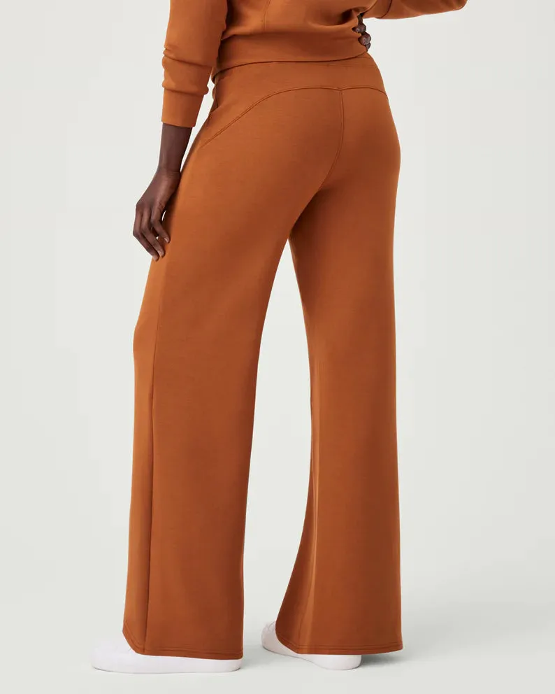 Air Essentials Wide Leg Pant