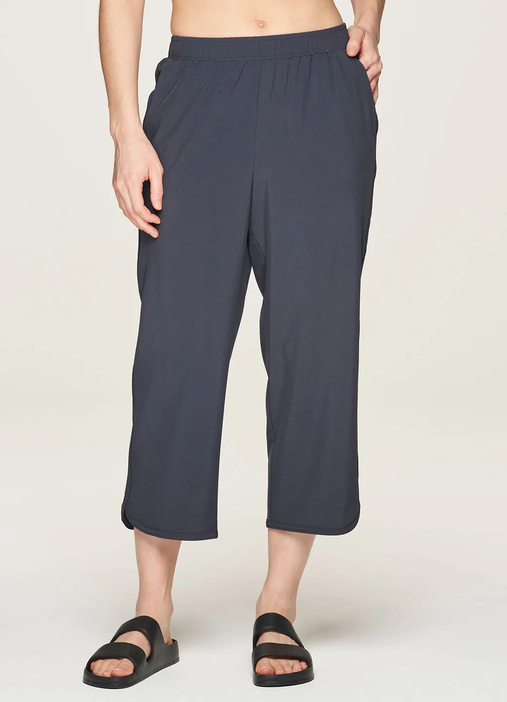 Gabby Weekend Wide Leg Capri