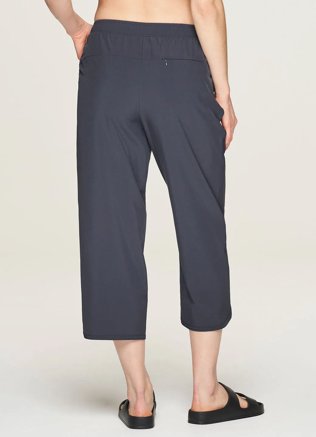 Gabby Weekend Wide Leg Capri