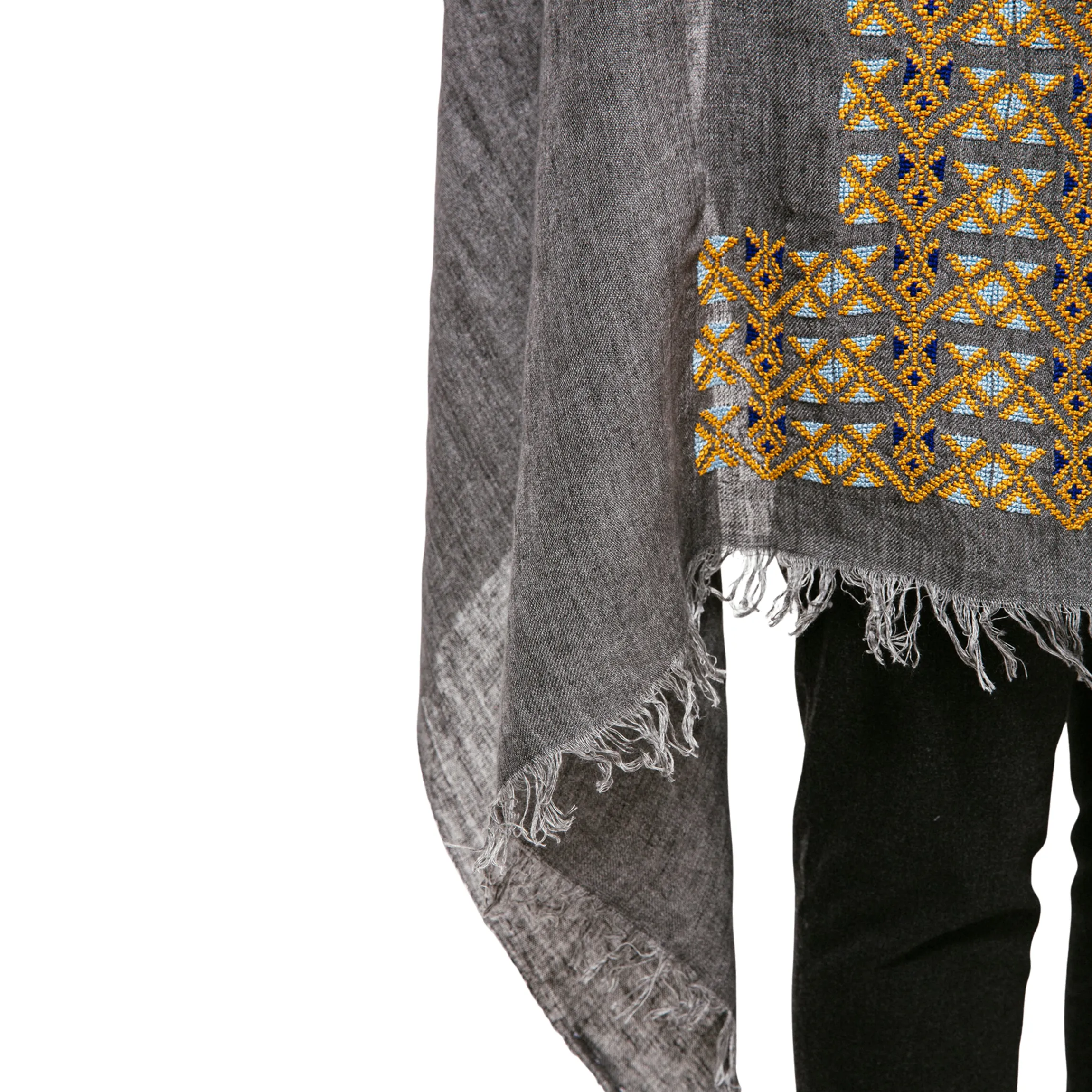 GRAY LINEN SHAWL - MADE51 X UNHCR Limited Edition