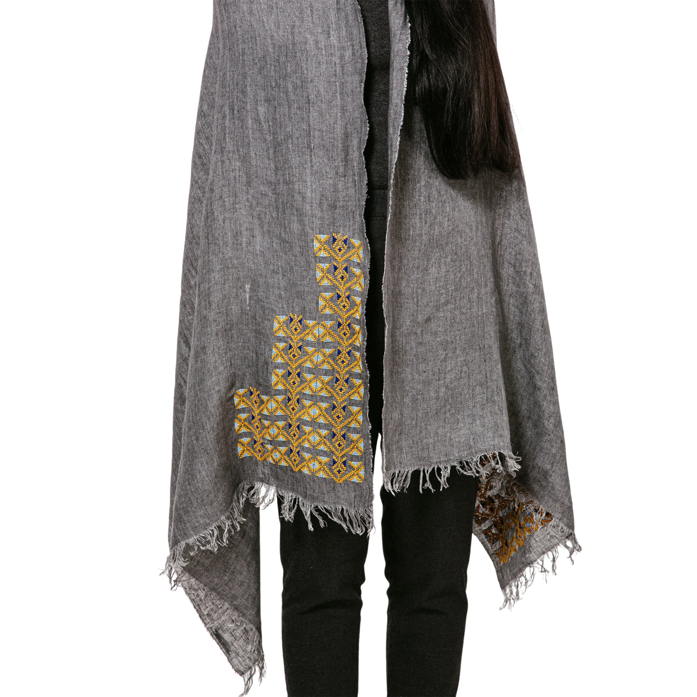 GRAY LINEN SHAWL - MADE51 X UNHCR Limited Edition