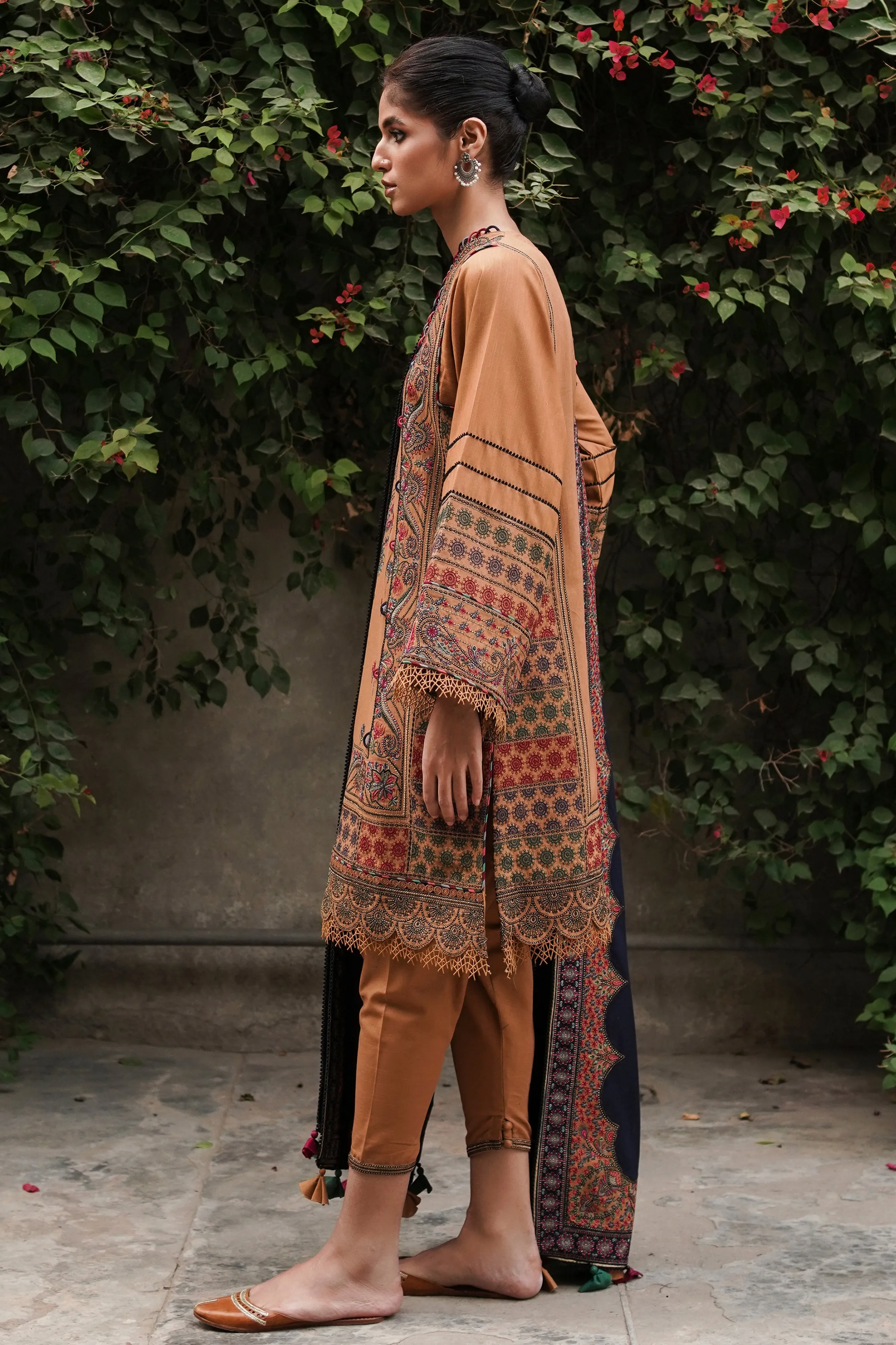 Jazmin Shahtoosh Luxury Winter Khaddar Collection – Zeest