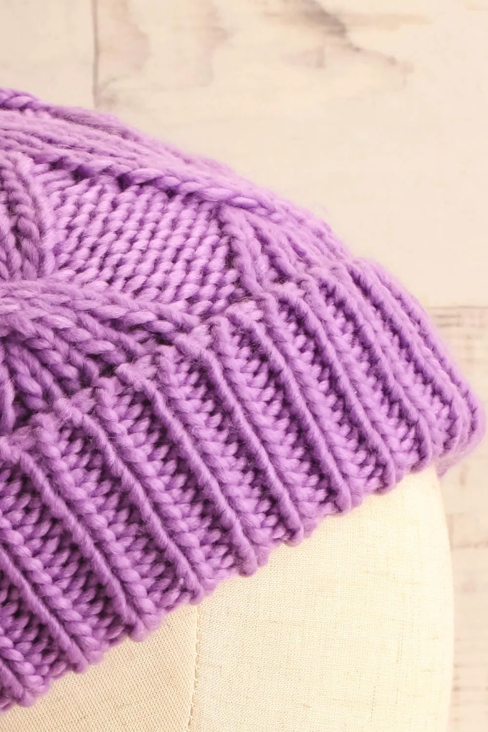 Muscaa Lavender | Knit Tuque w/ Pompom