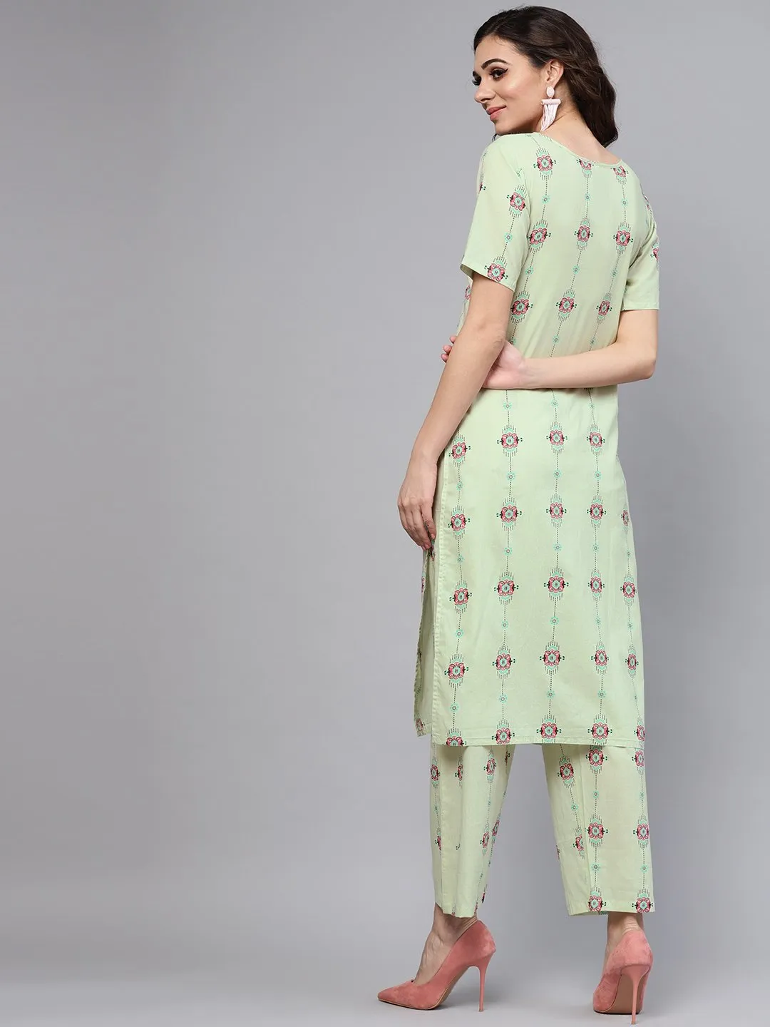 Pastel Green Printed Half Sleeve Staright Kurta With Pants