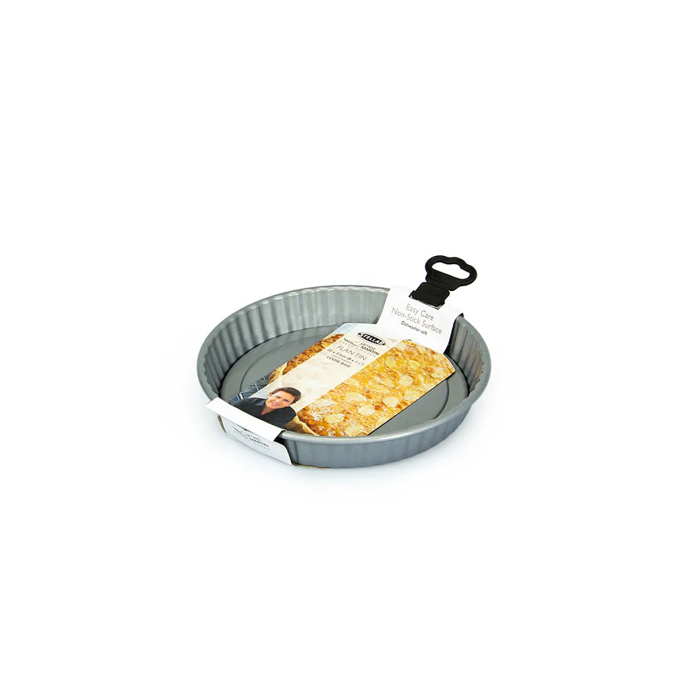 Stellar Loose Base Fluted Flan Tin Non-Stick